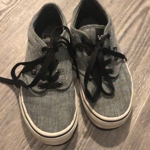 Boys vans size 2
